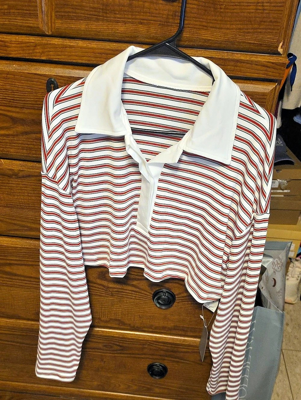 missguided Cropped Polo Top With Long Sleeves And Stripes White & Red